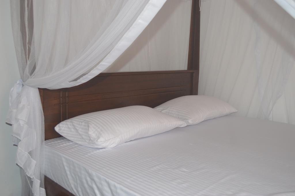 Chamod Holiday Home Tangalle Exterior foto