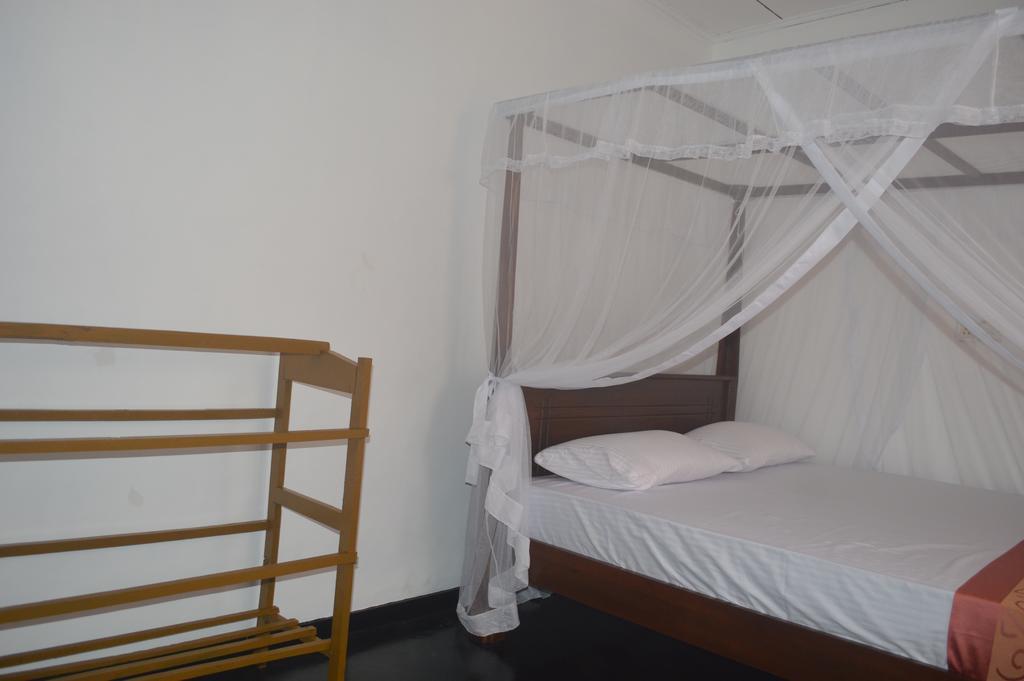 Chamod Holiday Home Tangalle Exterior foto